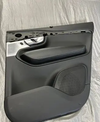 Volvo XC90 Rear door card panel trim 31393116