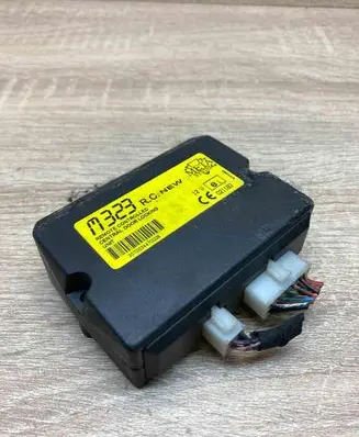 Audi A4 S4 B5 8D Other control units/modules V31295 M323 WithPlug