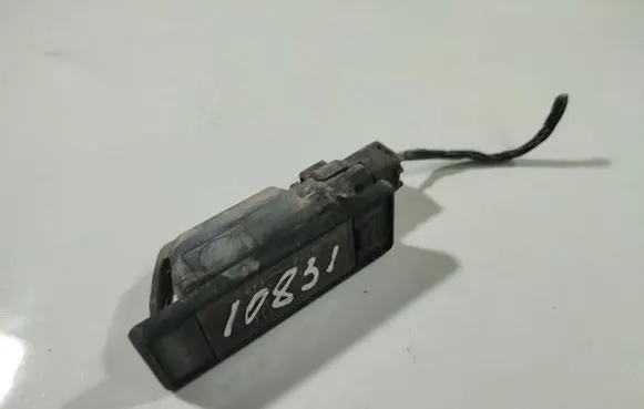 Citroen C4 I Number plate light