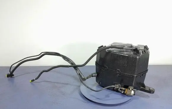 BMW X3 E83 AdBlue liquid reservoir 7377944