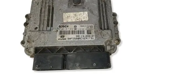 Hyundai i30 Engine control unit/module 0281017212 1039S46913 391132A412
