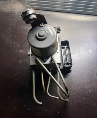 Mini One - Cooper R50 - 53 ABS Pump 34516758801 6758801 10020600604