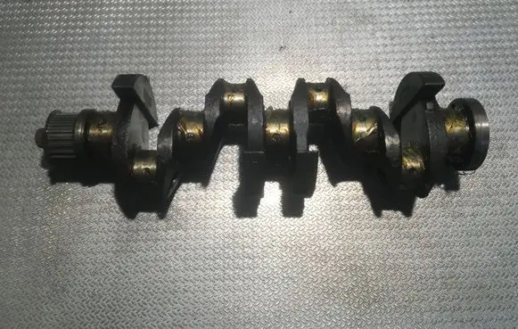 Iveco Daily 35.8 - 9 Crankshaft 4710898 805205