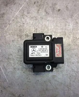 Mercedes-Benz E W211 ESP acceleration yaw rate sensor LU0015404517 0265005230