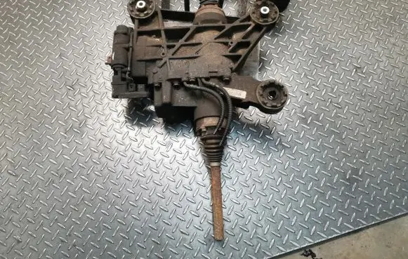 Volkswagen Tiguan Rear differential 0AY525010C