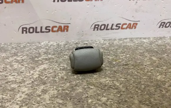 Opel Vivaro Glove box handle 