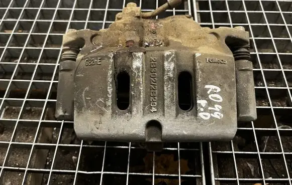 Ford Mustang VI Front brake caliper 2B302 2B294