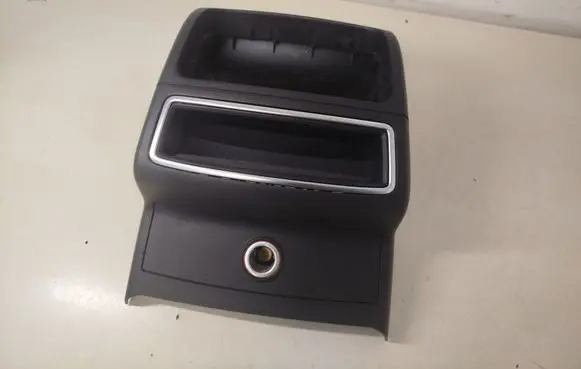 Other center console (tunnel) element