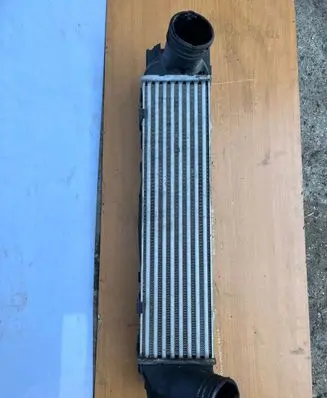 BMW 3 E92 E93 Intercooler radiator 7540035 3278876