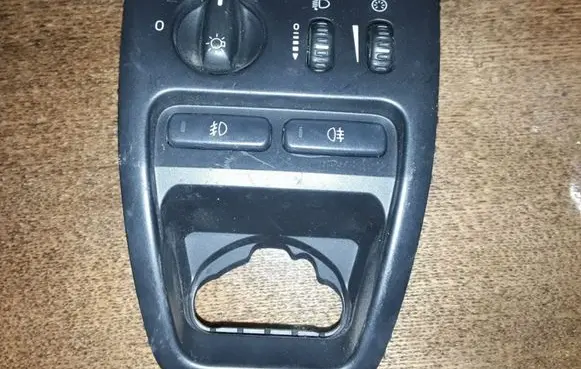 Volvo XC90 Light switch 8685452 04W32E05 MG331200050