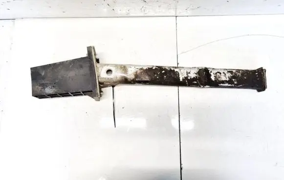 Citroen C4 I Picasso Front bumper mounting bracket