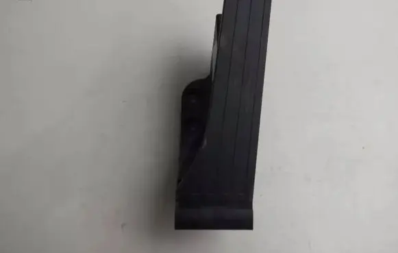 Mercedes-Benz C W205 Accelerator throttle pedal A2053000004