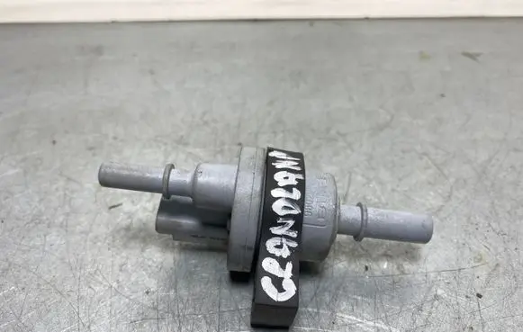 Opel Grandland X Vacuum valve 9802009480