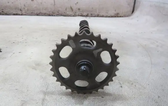 Maybach 57/62 Camshaft A6510501001
