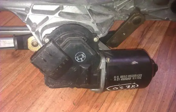 Chrysler 300M Wiper motor AX1592002590