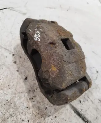 Mitsubishi Lancer X Front brake caliper