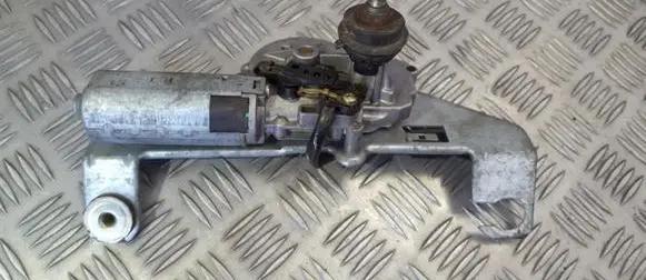 Volvo S40, V40 Rear window wiper motor 0390201529