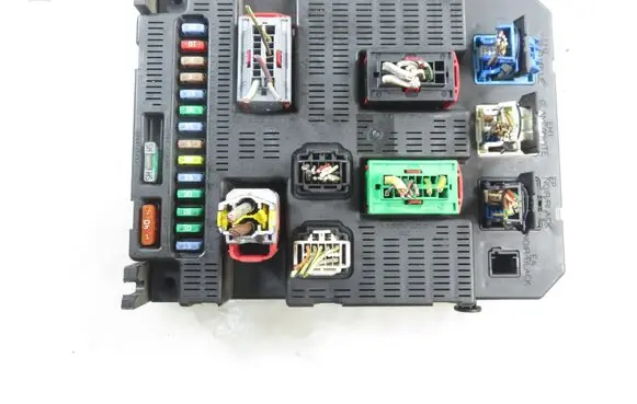 Citroen C4 I Central body control module 9659285680