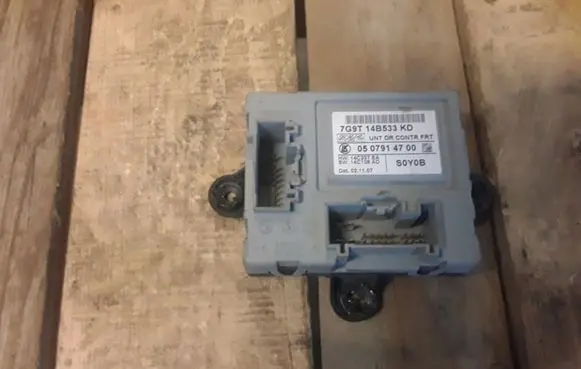Volvo S80 Door control unit/module 7G9T14B533