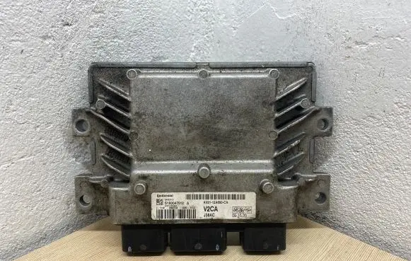 Ford Fiesta Engine control unit/module AV2112A650CA S180047012A