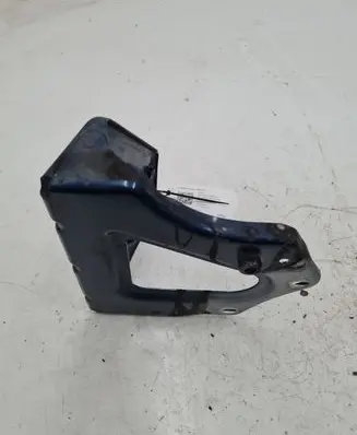 Audi A6 S6 C6 4F Fender mounting bracket 4F0821136A