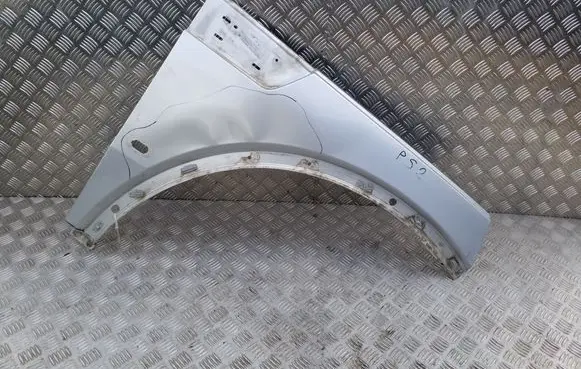 Dodge Nitro Fender