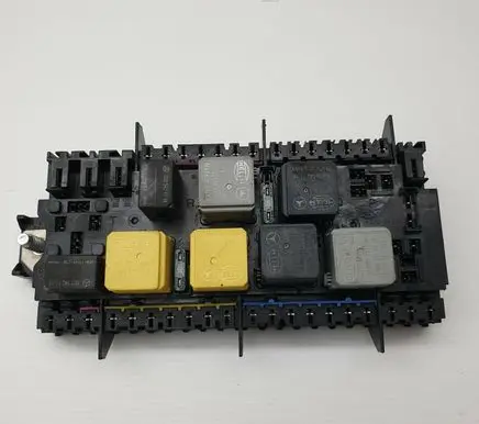Mercedes-Benz GLE (W166 - C292) Fuse module A1669063801
