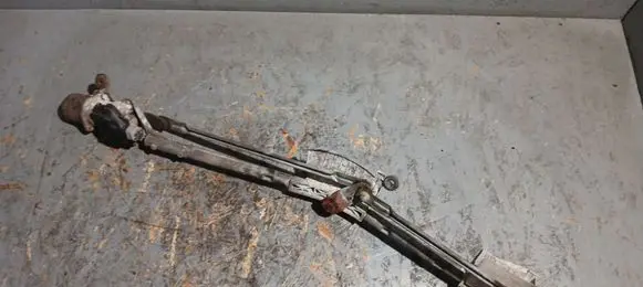 Nissan Tiida C11 Front wiper linkage 