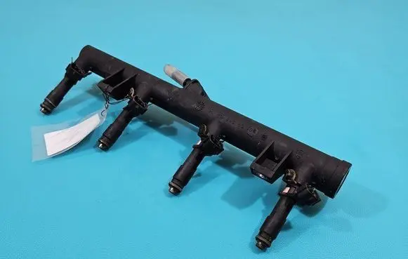 Fuel injector