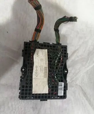 Ford Fusion Fuse module 17K400CD 14401BEG