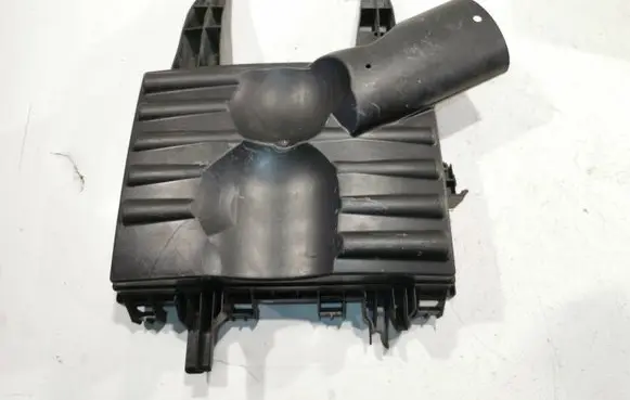 Mercedes-Benz Sprinter W906 Air filter box cover 1501ZGS009 Q003
