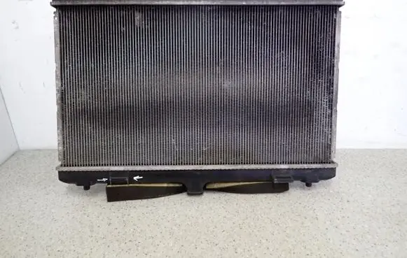 Suzuki SX4 Coolant radiator 