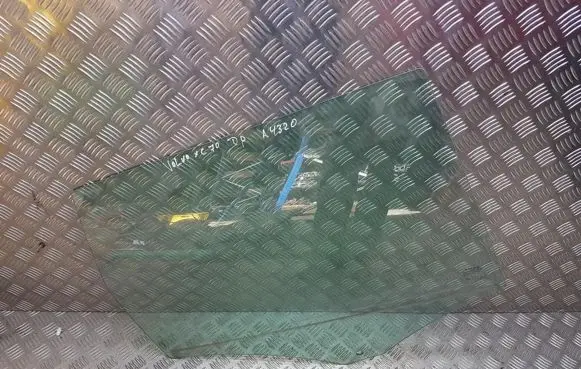 Rear door window glass