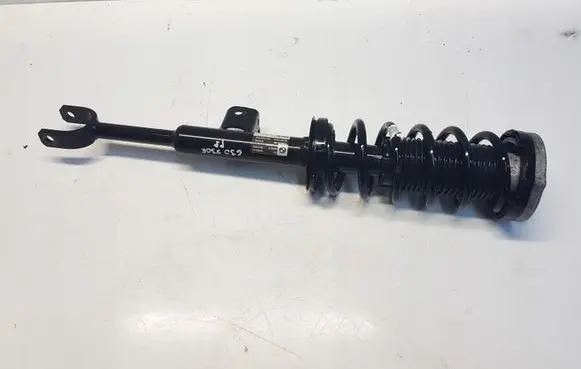 BMW 5 G30 G31 Front shock absorber/damper 6866606