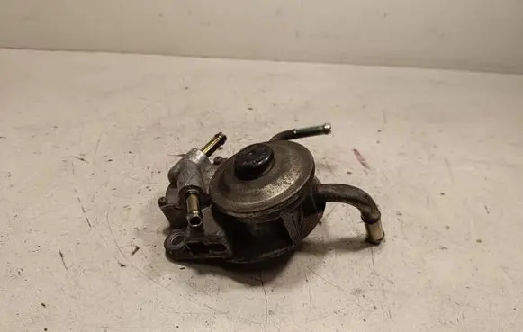 Mitsubishi L200 Fuel filter housing 1770A228