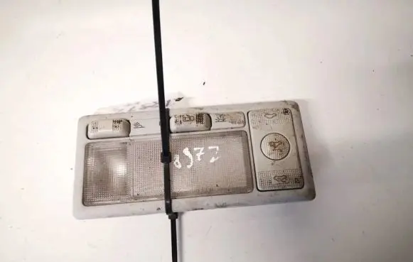 Volkswagen Golf III Rear seat light 1h0947111