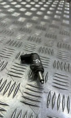 Audi A5 8T 8F Camshaft vanos timing valve 06H103697A
