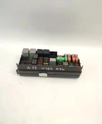 Mercedes-Benz ML W164 Fuse box set A1645403372