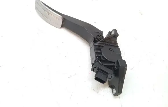 Ford Puma Accelerator throttle pedal H1BC-9F836-A