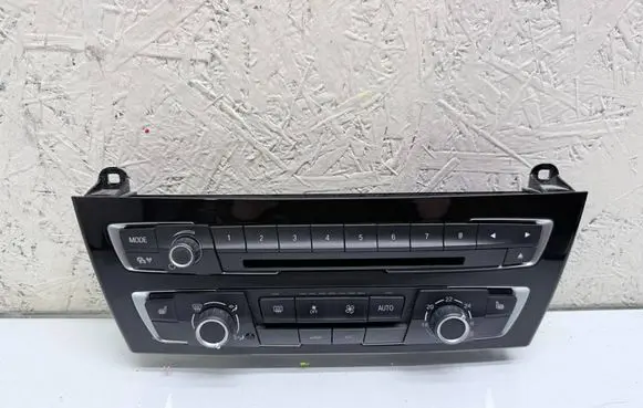 BMW 1 F20 F21 Climate control unit 9338772 933877203