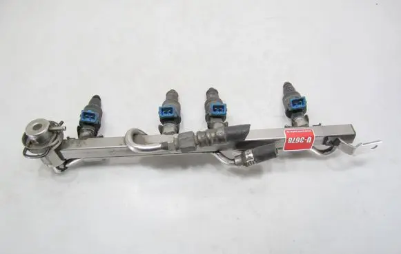 Volkswagen PASSAT B5 Fuel main line pipe 050133681A 06B133551