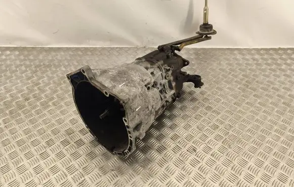 BMW 5 E39 Manual 5 speed gearbox 105340146