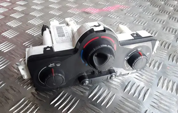 Renault Scenic II - Grand scenic II Climate control unit 69587003