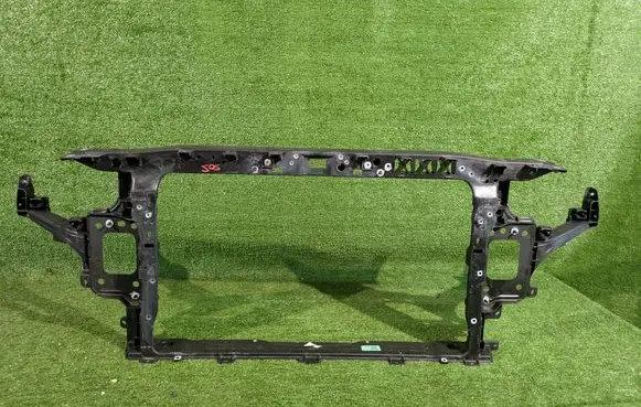 Hyundai i30 Radiator support slam panel 