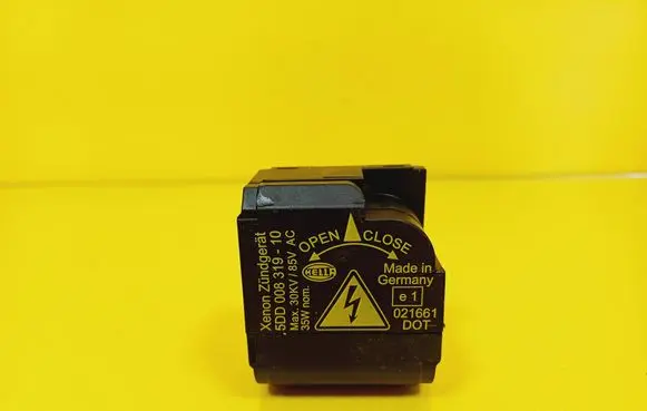 Opel Vectra C Xenon control unit/module 5DD008319-10