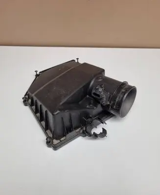 Volvo XC60 Air filter box cover 31474901