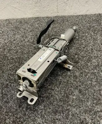 BMW X1 U11 Steering wheel axle 6891198