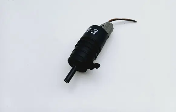 BMW 1 E81 E87 Windscreen/windshield washer pump 