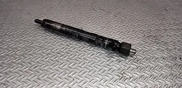 Nissan Micra Fuel injector 8200240244 EJBR02101Z