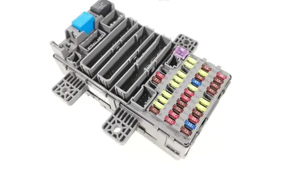 Honda Civic Fuse module 38200-SMK-407 SMK-4070